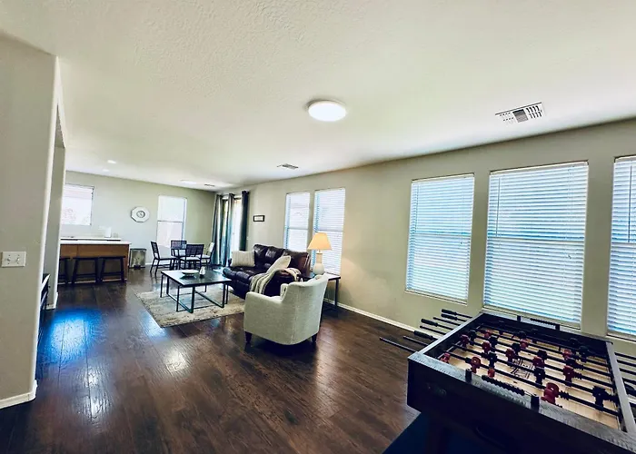 Comfy - Az Holiday home